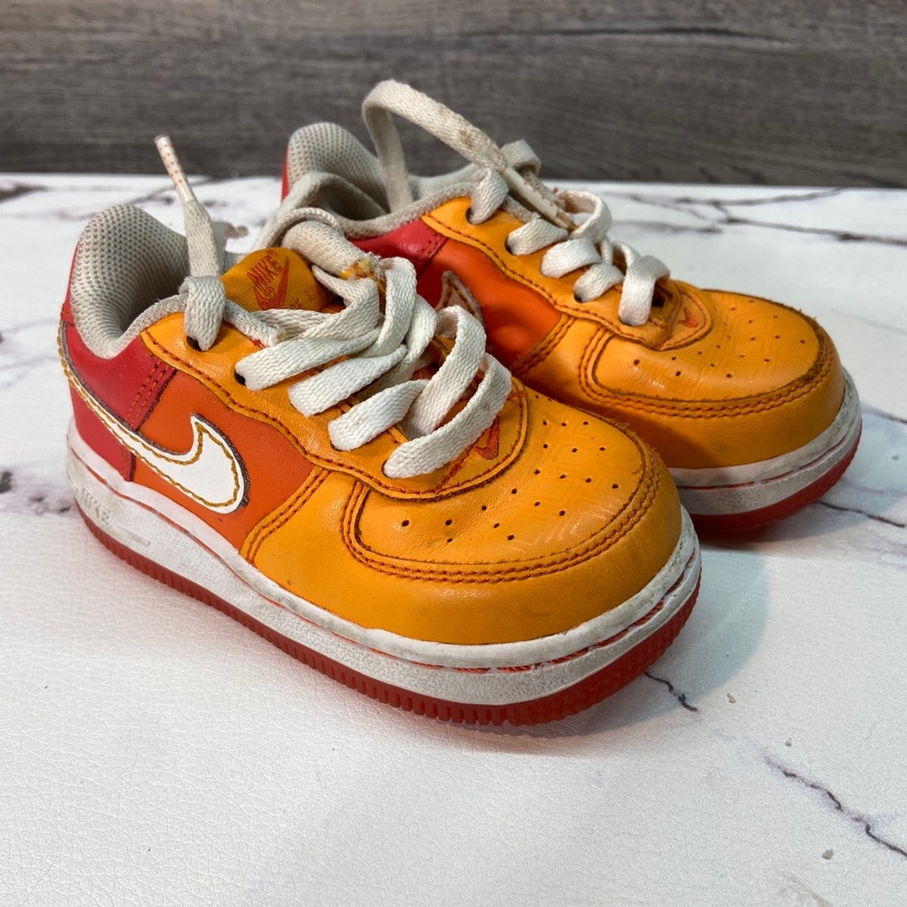 Kids Nike Air Force 1 red and orange 6C